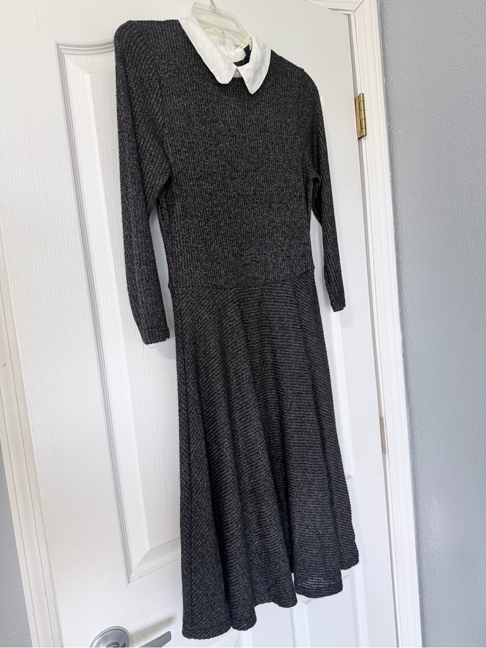 {ModCloth} Vintage Ultra-Soft Gray Knit Dress with White Peter Pan Collar - Picture 6 of 11